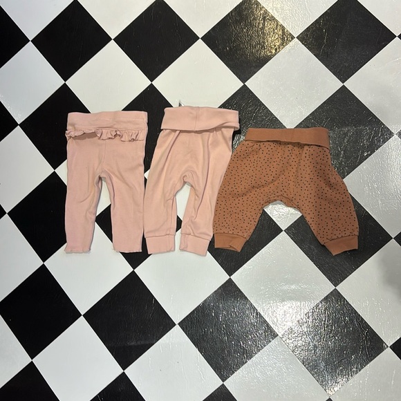 Pants for baby 4-6 months - Picture 2 of 2